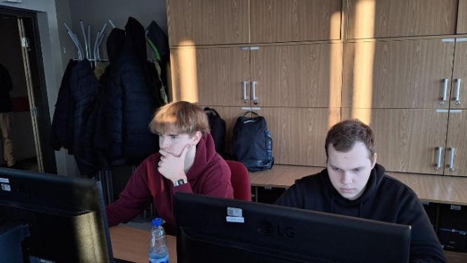 Tika noskaidroti SkillsLatvia 2026 finālisti konkursā “Datortīklu administrēšana”