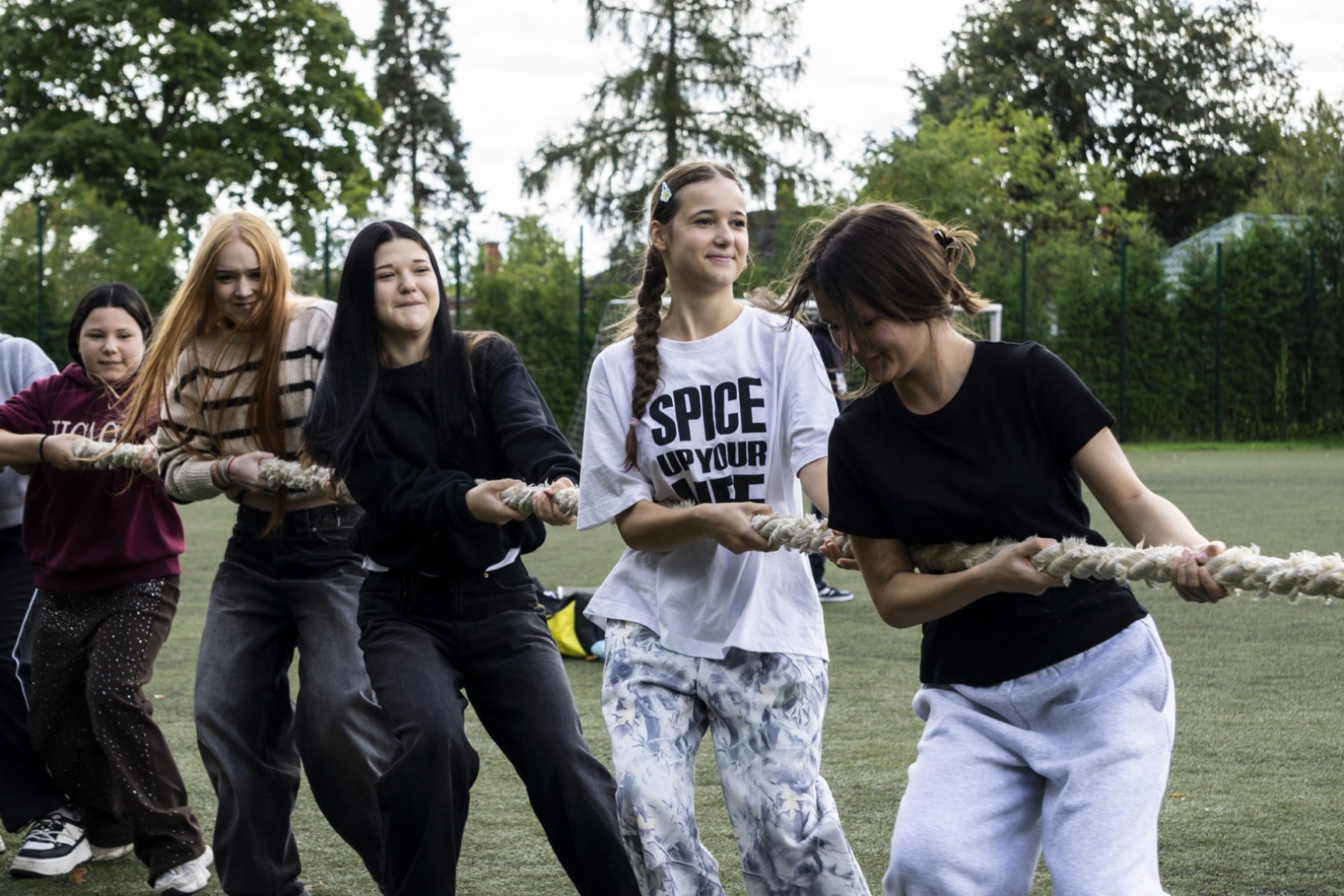Izglītojamie sporta un veselības dienas pasākumā