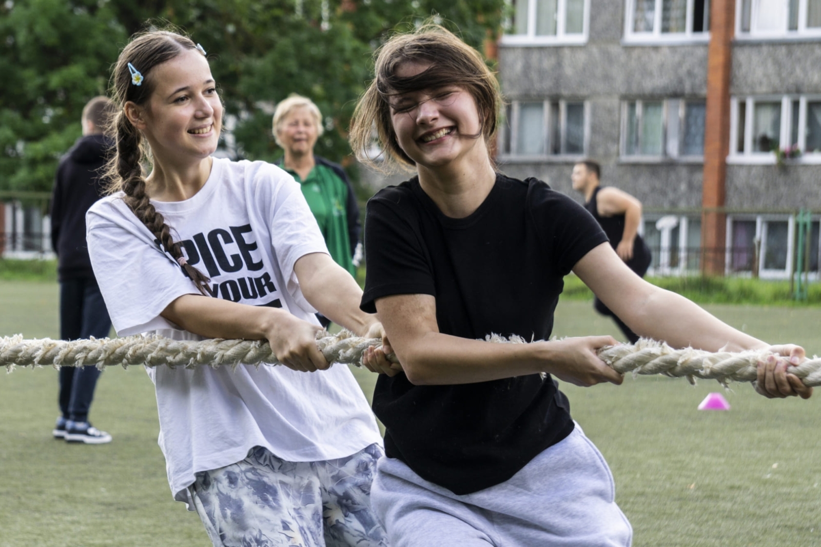 Izglītojamie sporta un veselības dienas pasākumā