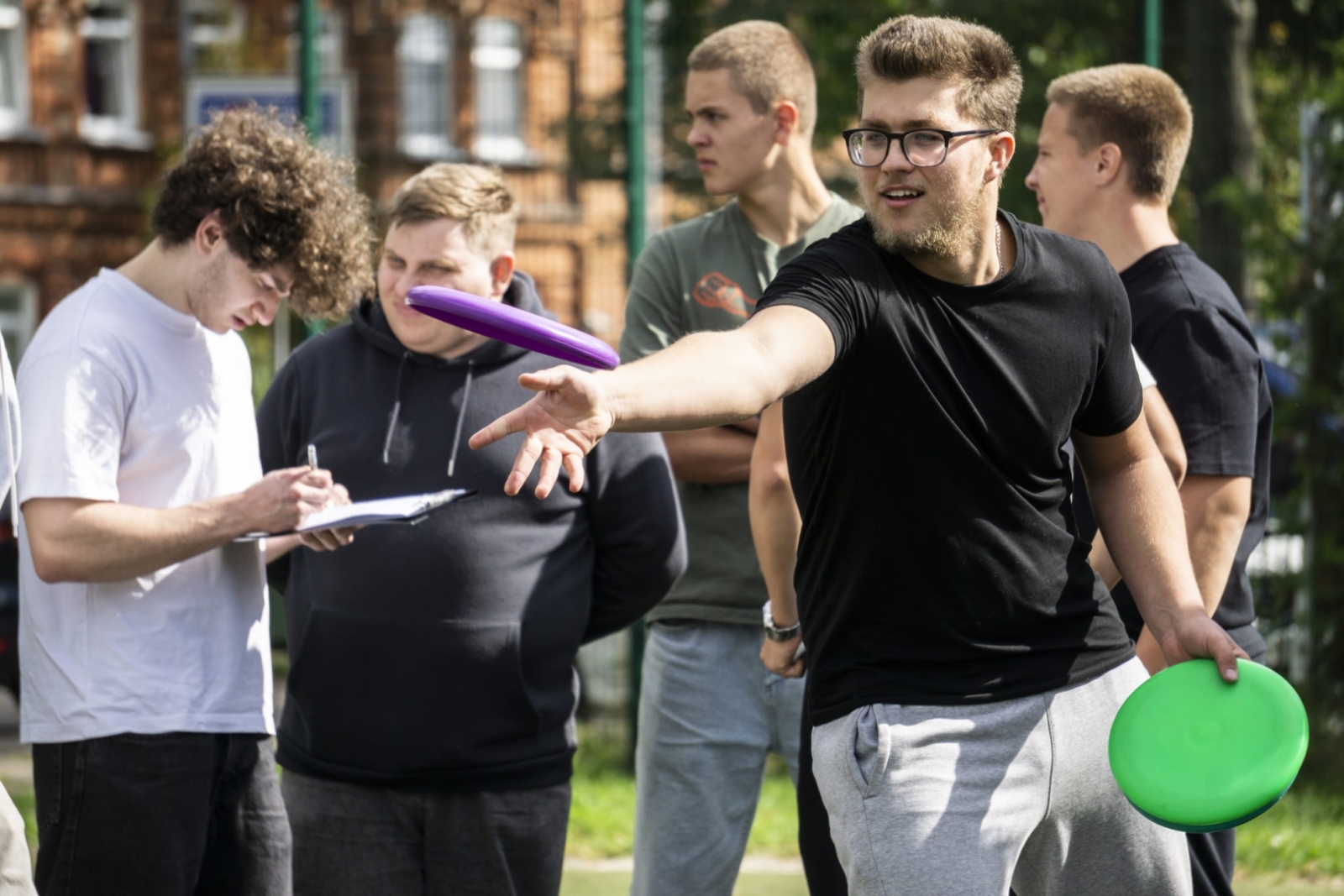 Izglītojamie sporta un veselības dienas pasākumā