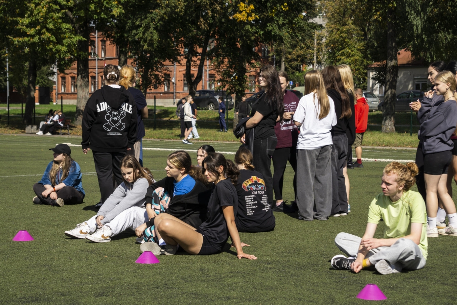 Izglītojamie sporta un veselības dienas pasākumā