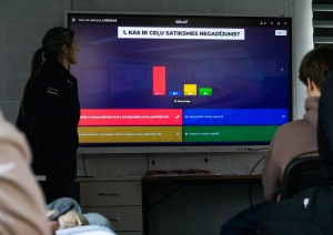 Izglītojamie piedalās viktorīnā par ceļu satiksmes drošību 